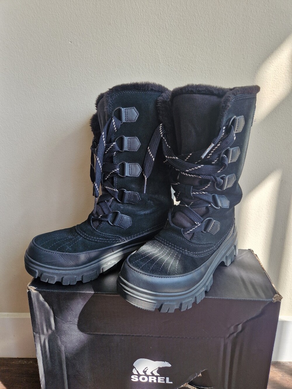 Sorel Black Outsole Boots